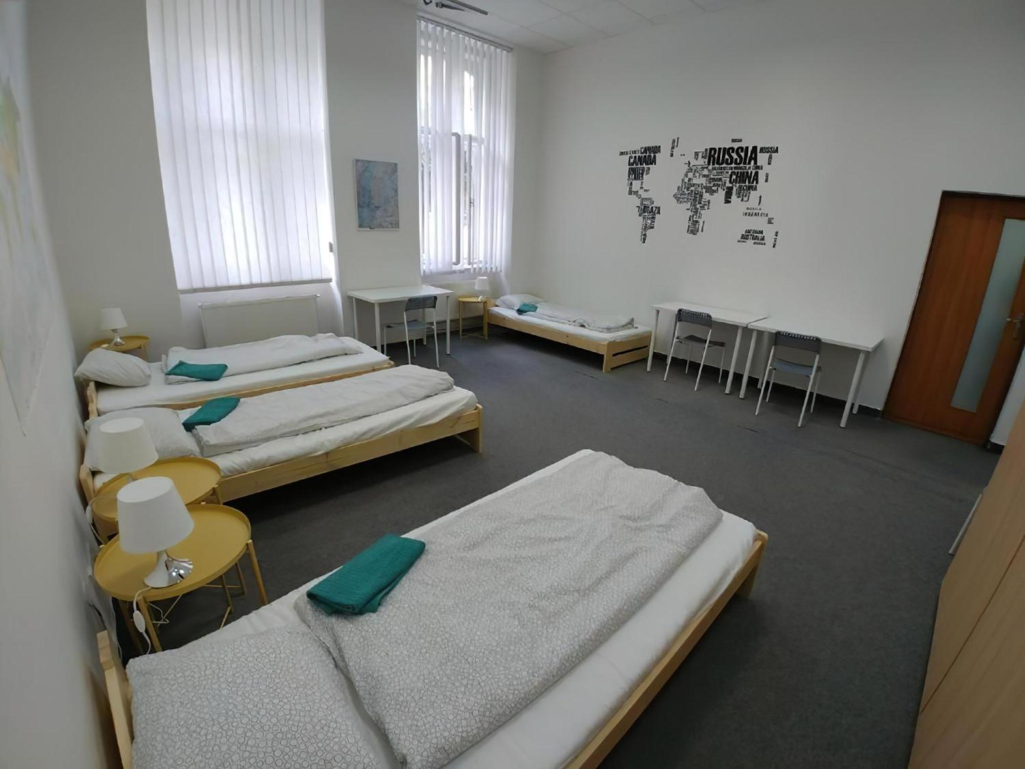 Rooms Veveri - Uvoz, 10 Min Peski Do Centru Brno Esterno foto