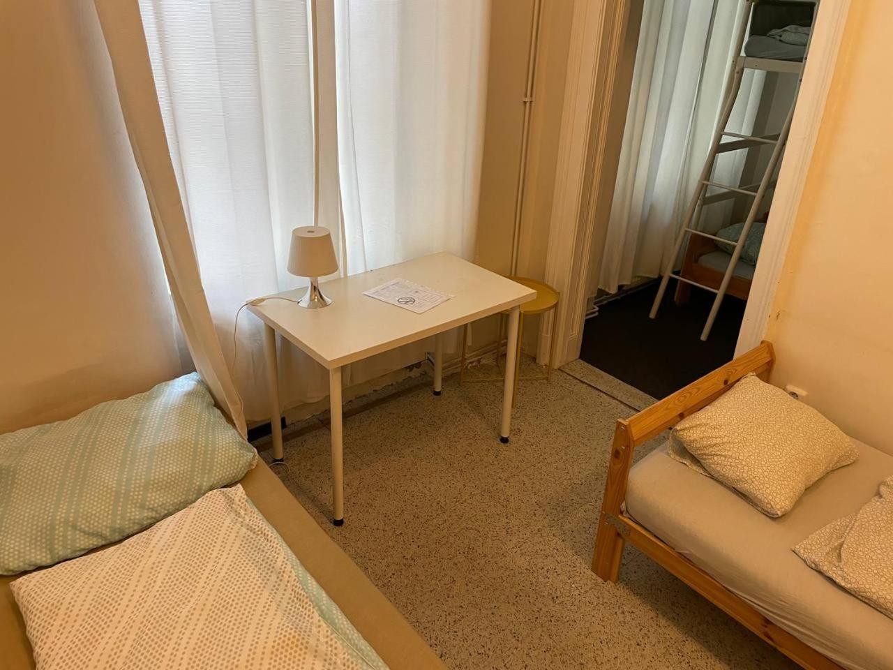 Rooms Veveri - Uvoz, 10 Min Peski Do Centru Brno Esterno foto